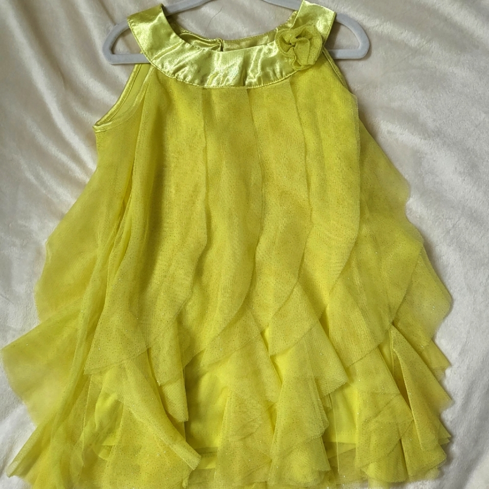 Yellow lace dress size 3T